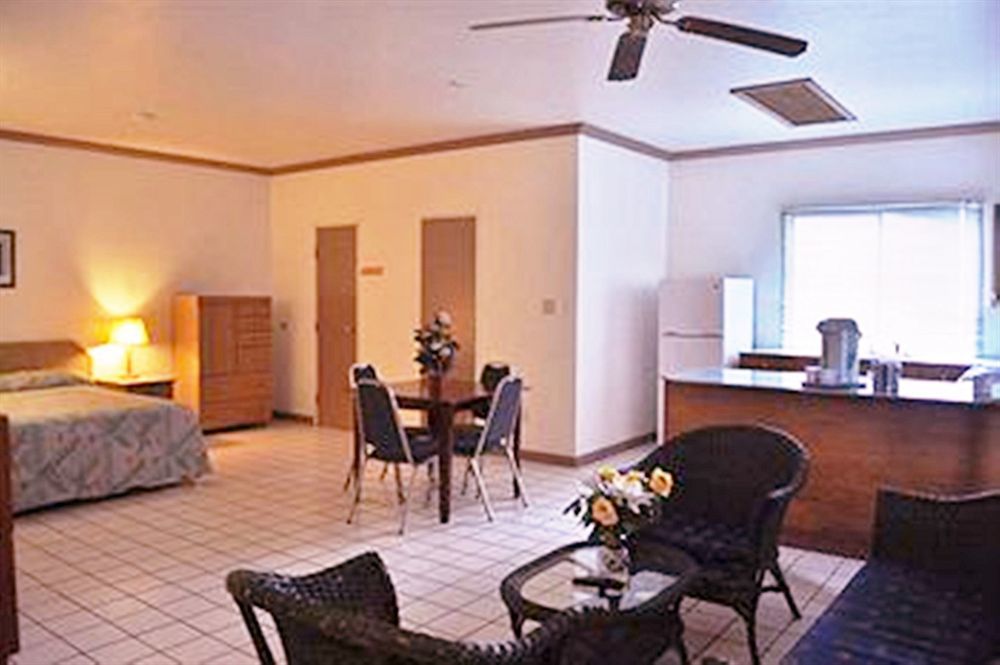 Hotel West Plaza Malakal à Koror Extérieur photo