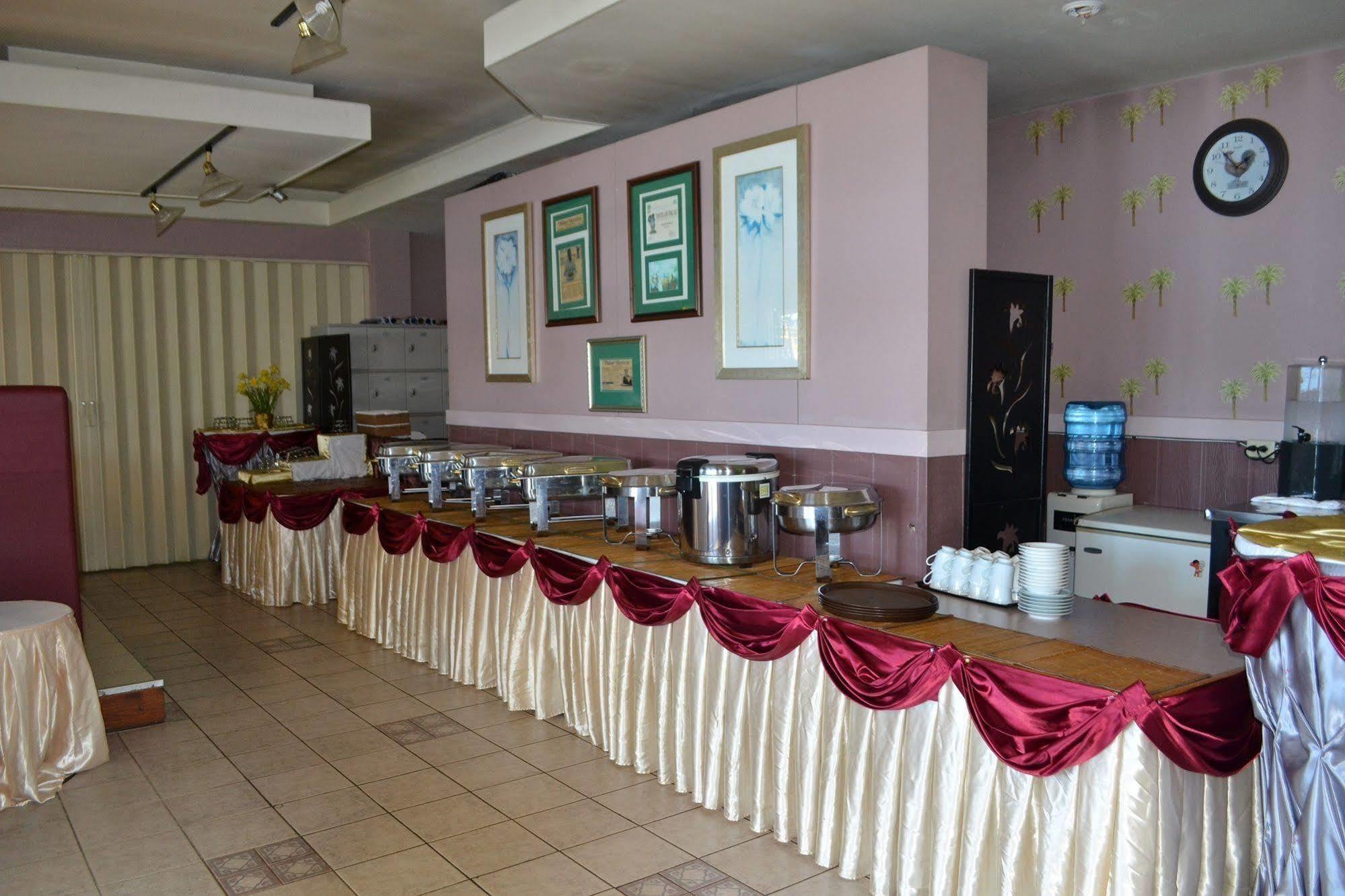 Hotel West Plaza Malakal à Koror Extérieur photo